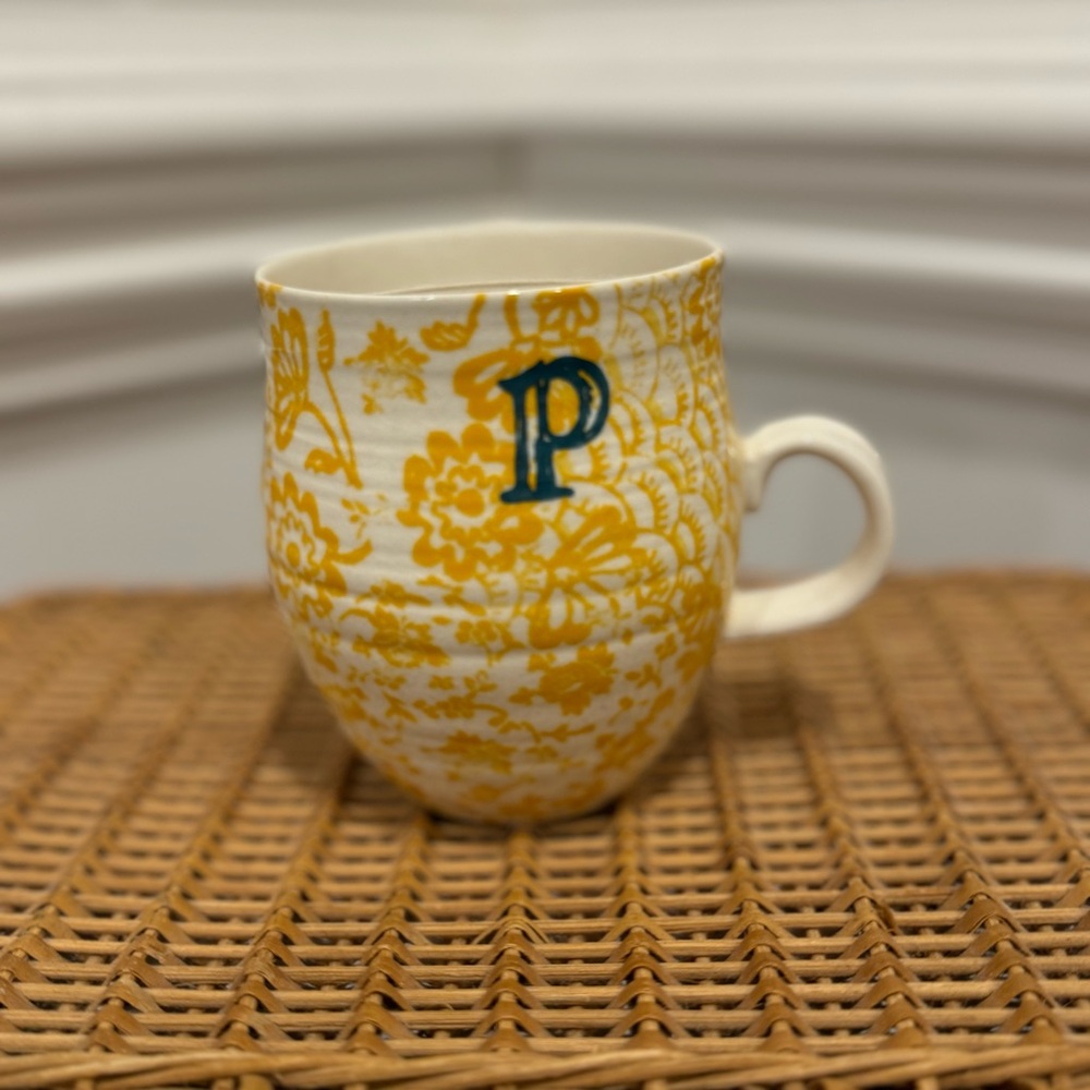 Anthropologie Homegrown Monogram Mug Initial  ' P ' Yellow